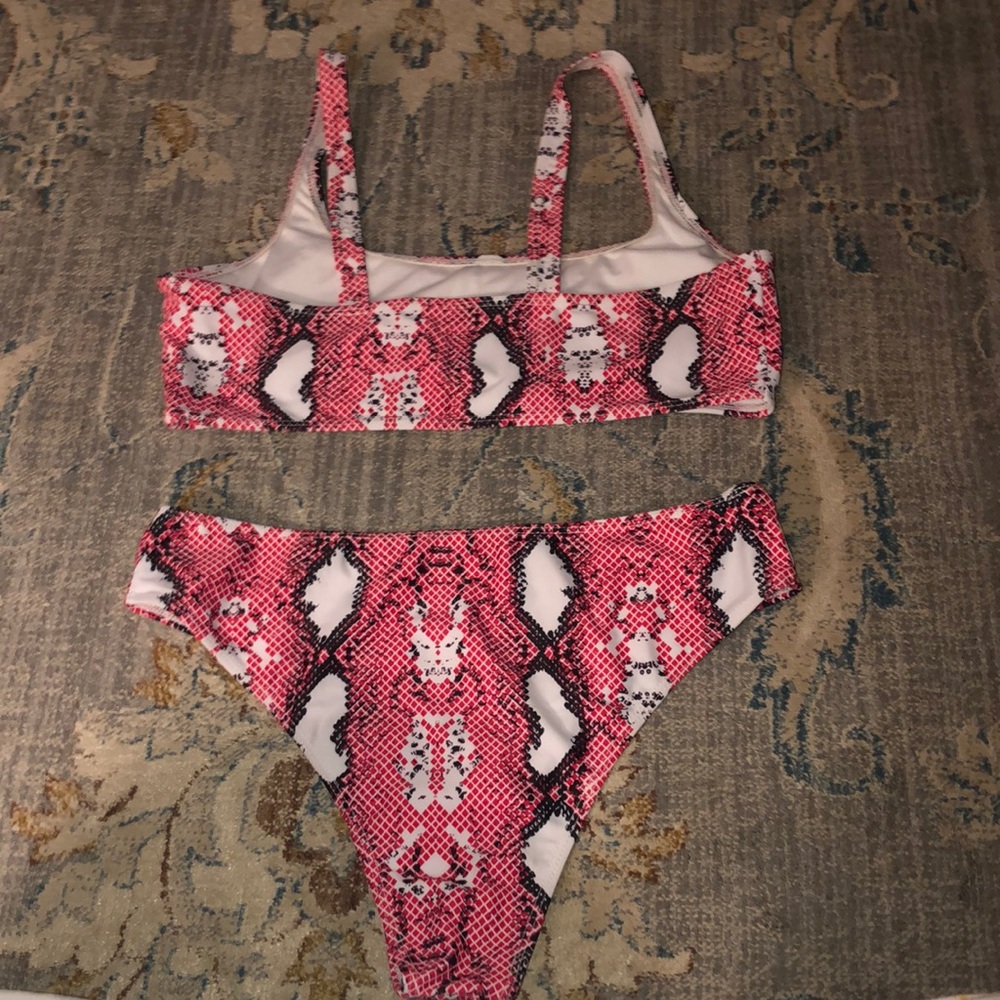 Swimsuit Set - Picture 2 of 3